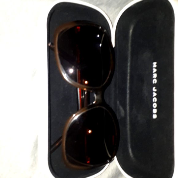 Sunglasses - Picture 3 of 3